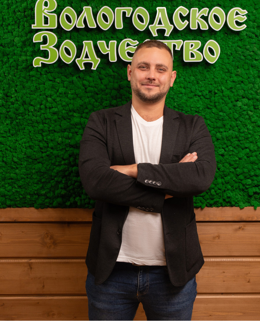 Роман Громов